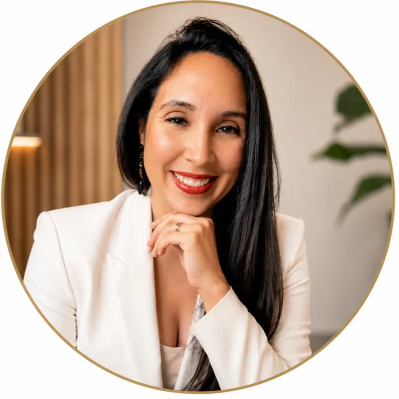 Portrait of Veronica Araujo